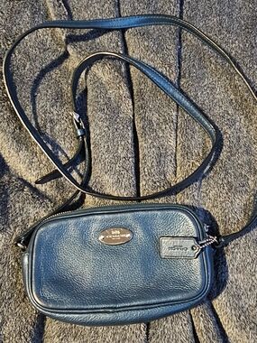 Coach Metallic Dark Teal Leather Double Zip Crossbody Adjustable Strap Bag